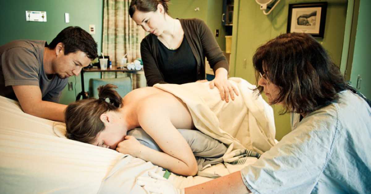 Arriva la "doula": �Per le neo mamme lasciate sole o nelle mani di familiari soffocanti�